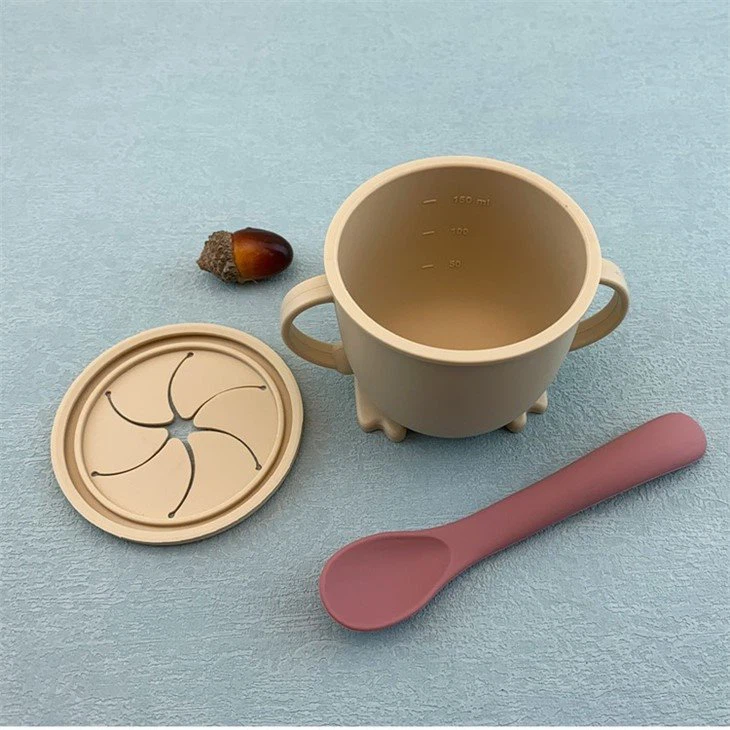 collapsible silicone snack cup